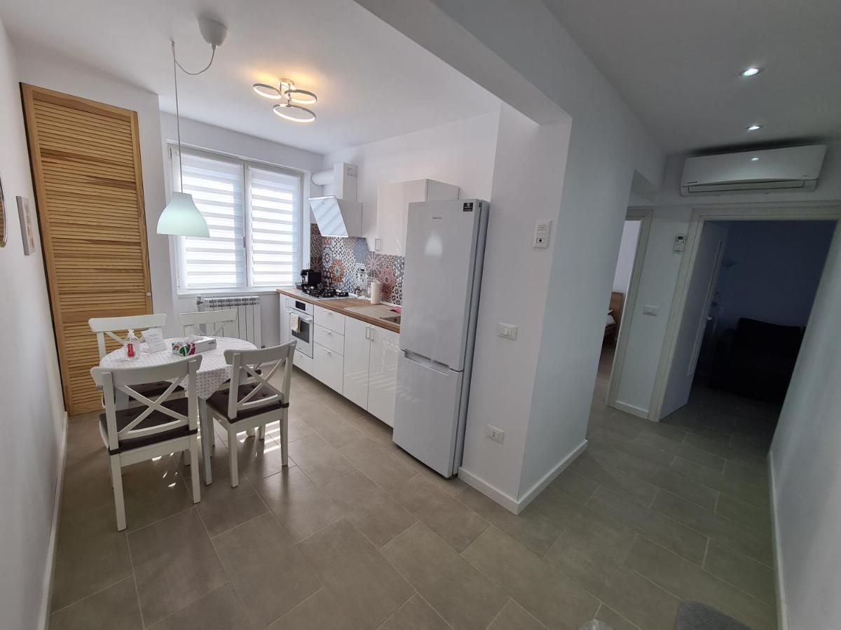 Mia Apartament Tulcea Exteriör bild