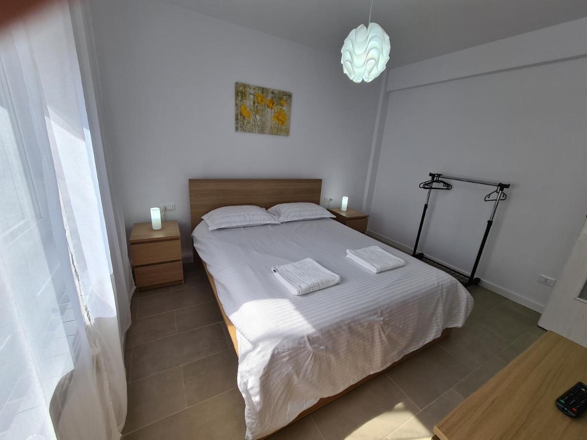 Mia Apartament Lägenhet Tulcea Exteriör bild