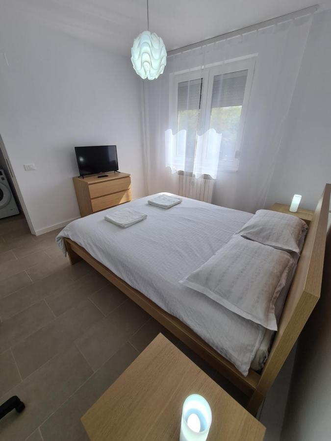 Mia Apartament Lägenhet Tulcea Exteriör bild